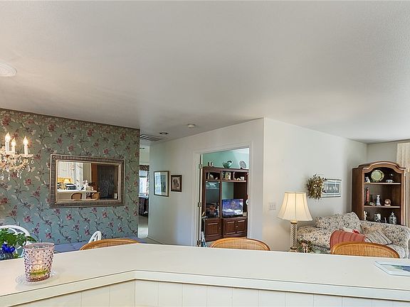5th image of 6518 N 54th St