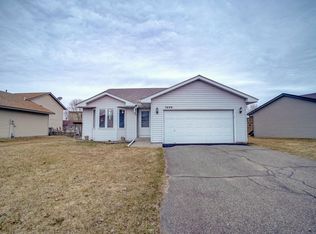 7448 44th St N, Oakdale, MN 55128
