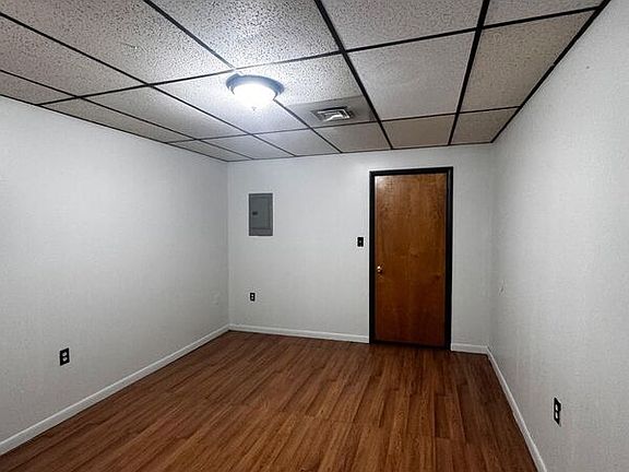 4th image of 1820 Sanderson Ave APT 3