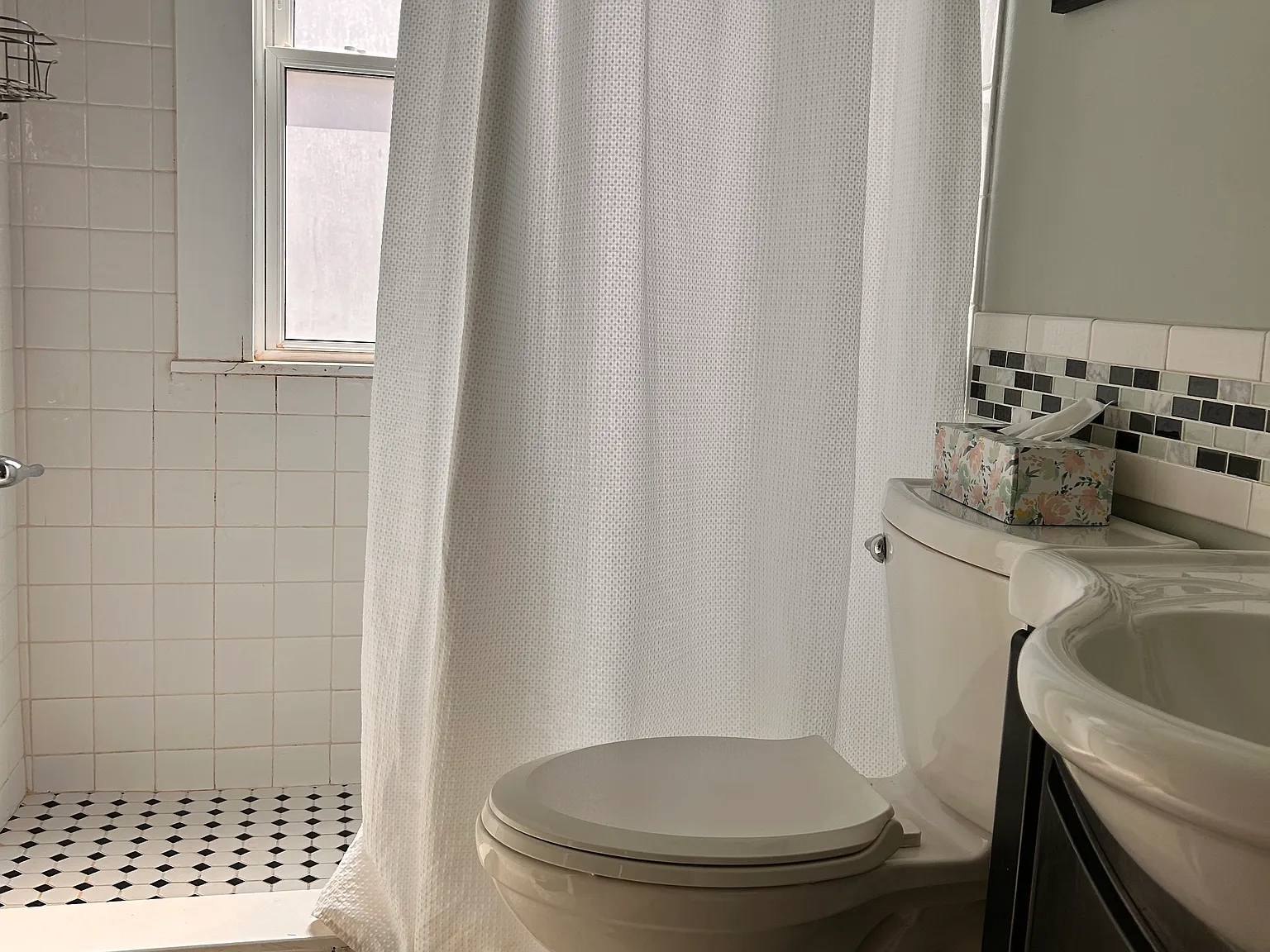609 Madison St — Photo 3
