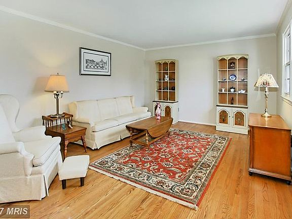 3rd image of 4763 Farndon Ct