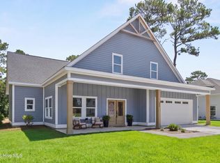225 Gus Horne Rd, Holly Ridge, NC 28445