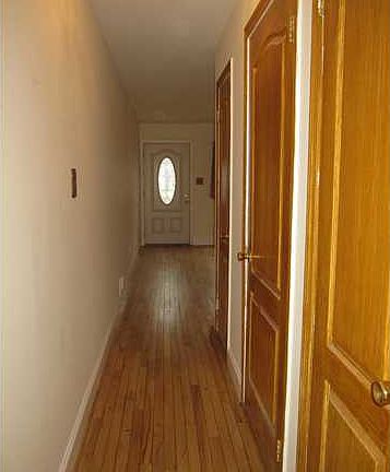 4th image of 332 Pulaski Ave #A