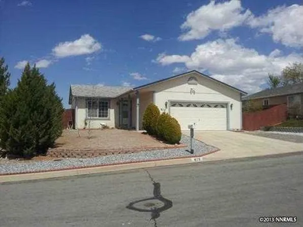 879 Midnight Ct, Sun Valley, NV 89433