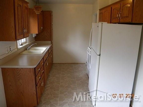 5th image of 1228 Ronald Ave