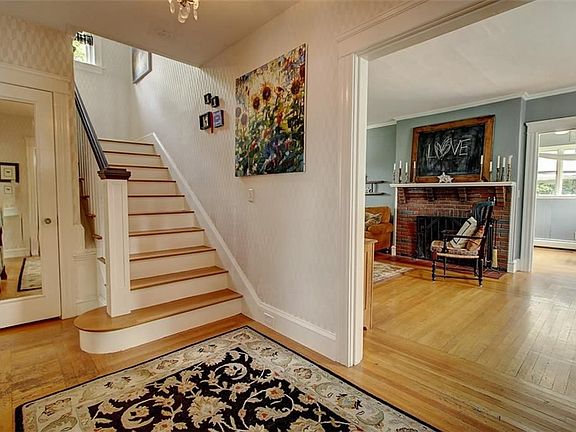 3rd image of 108 Marbury Ave