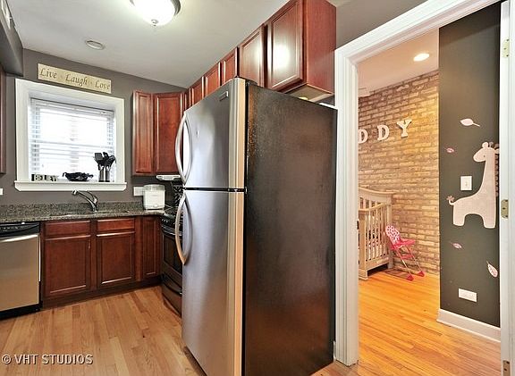 4th image of 4012 N Albany Ave APT 2B