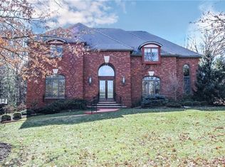 200 Maid Marion Ln, Mcmurray, PA 15317