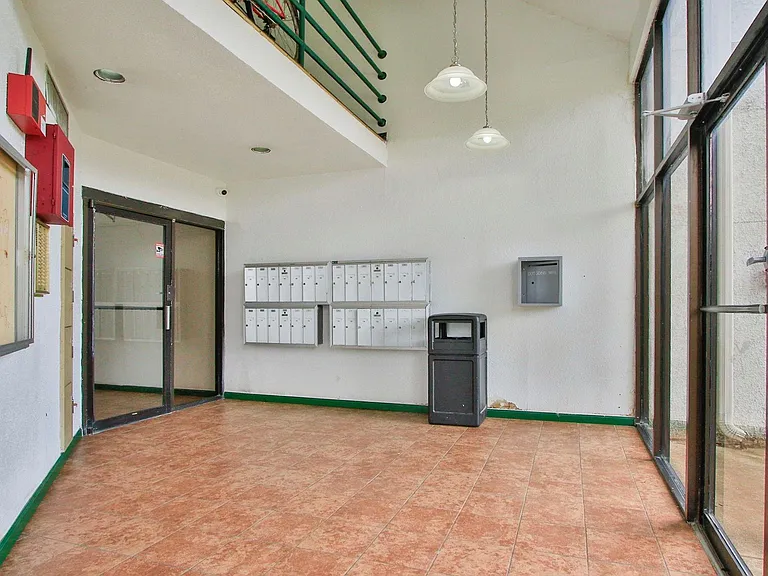 2822 S Bartell Dr #6 — Photo 32