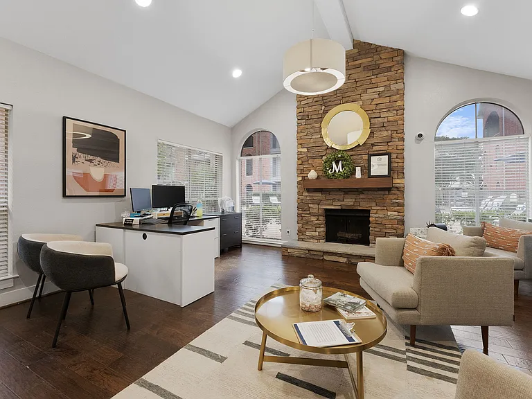 Monarch Medical Center — Photo 26