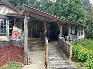 3221 51st St, Walker, IA 52352
