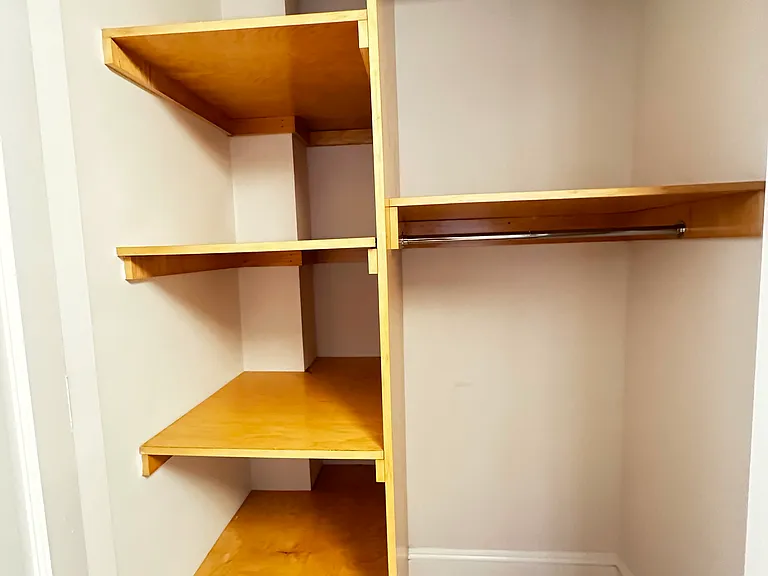 442 W 57th St #4-G — Photo 8