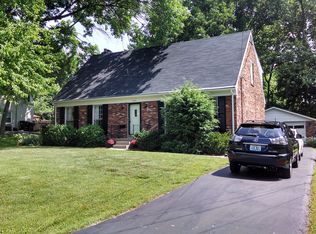 1005 Williamsburg Ct, Saint Matthews, KY