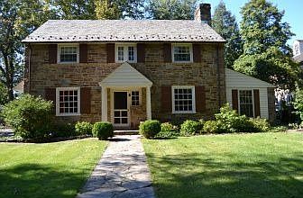 1605 N. Bancroft Pkwy.