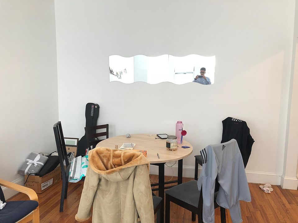 2nd image of 26 Colborne Rd