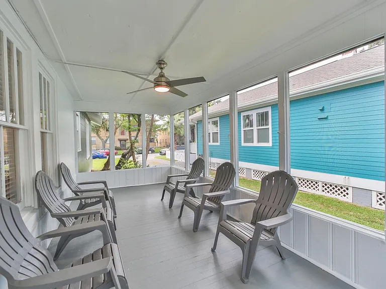 4518 Bernardo De Galvez Ave — Photo 28