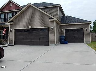 306 First Post Rd, Jacksonville, NC 28546