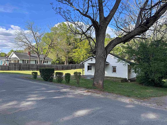 3rd image of 269 Cherry Rd