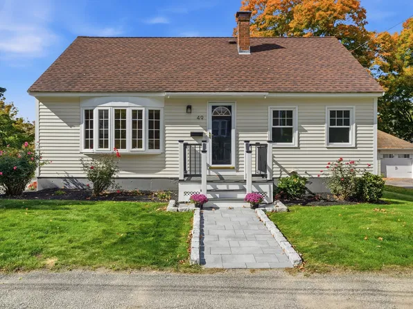 49 Vernon St, Haverhill, MA 01835
