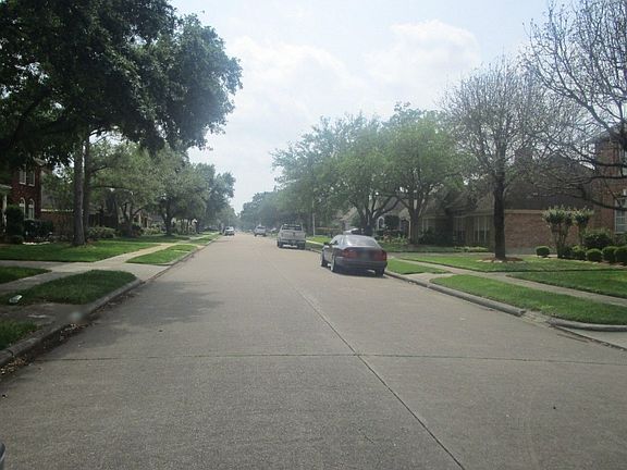 4th image of 2130 Country Club Dr