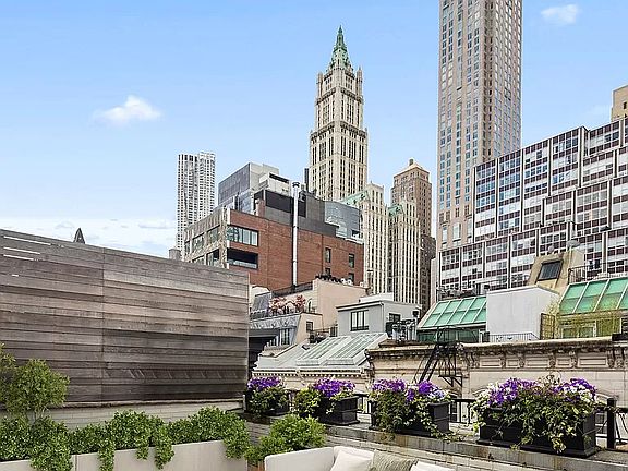 3rd image of 54 Warren St #Penthouse