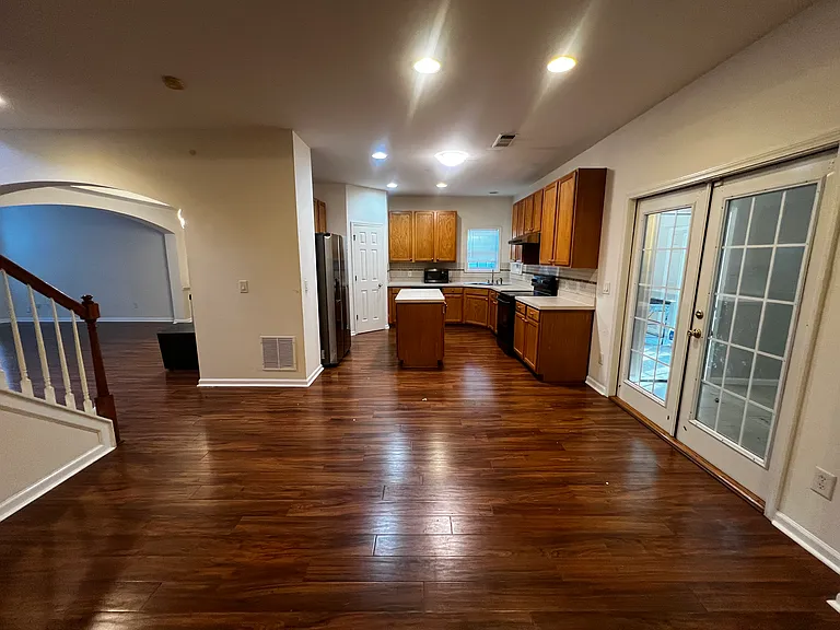 485 Villa Place Ct — Photo 5