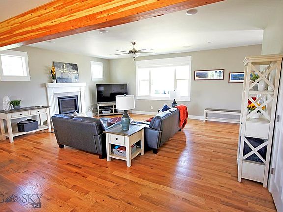 4th image of 2439 Farrier Ln