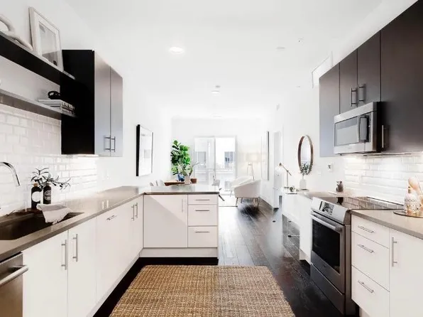 2550 Lawrence St, Denver, CO 80205