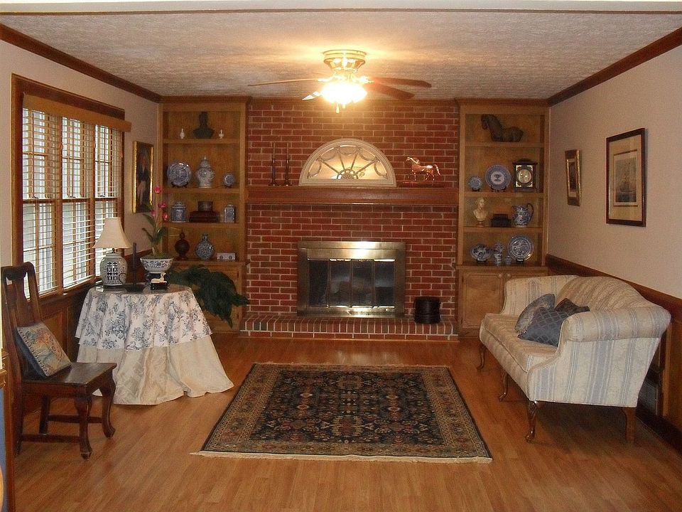 2nd image of 2965 Flintrock Way