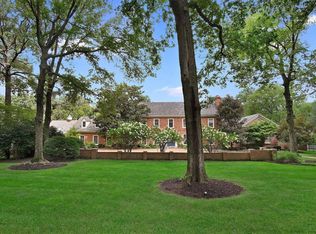 9875 Litzsinger Rd, Saint Louis, MO 63124