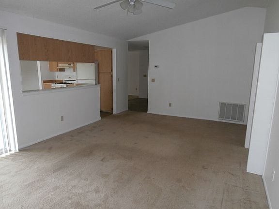 3rd image of 3642 Jericho Dr