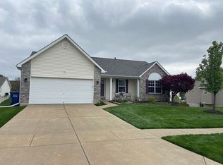 1078 Dardenne Woods Dr, Dardenne Prairie, MO
