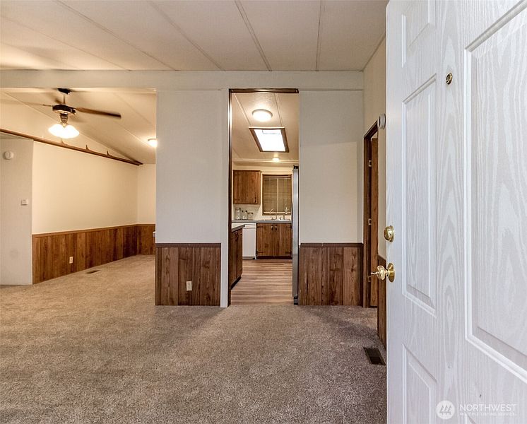3rd image of 14118 72nd Street E
