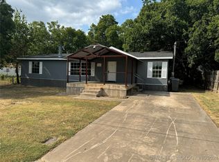 209 6th Ave SW, Ardmore, OK 73401