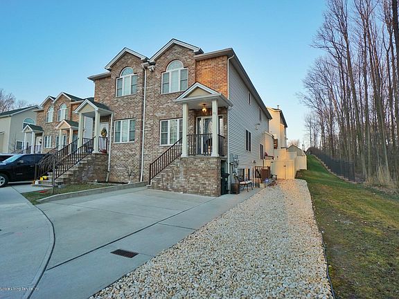 2nd image of 31 Moreno Ct