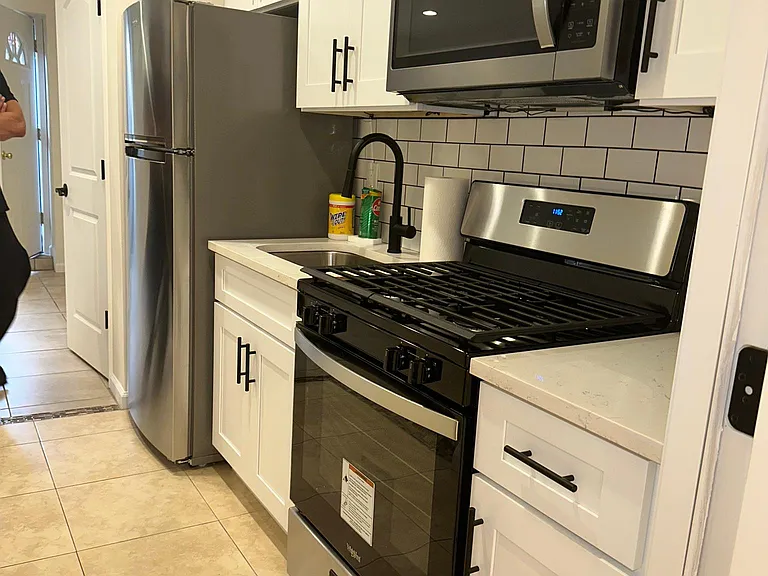 Plumtree Ln — Photo 4
