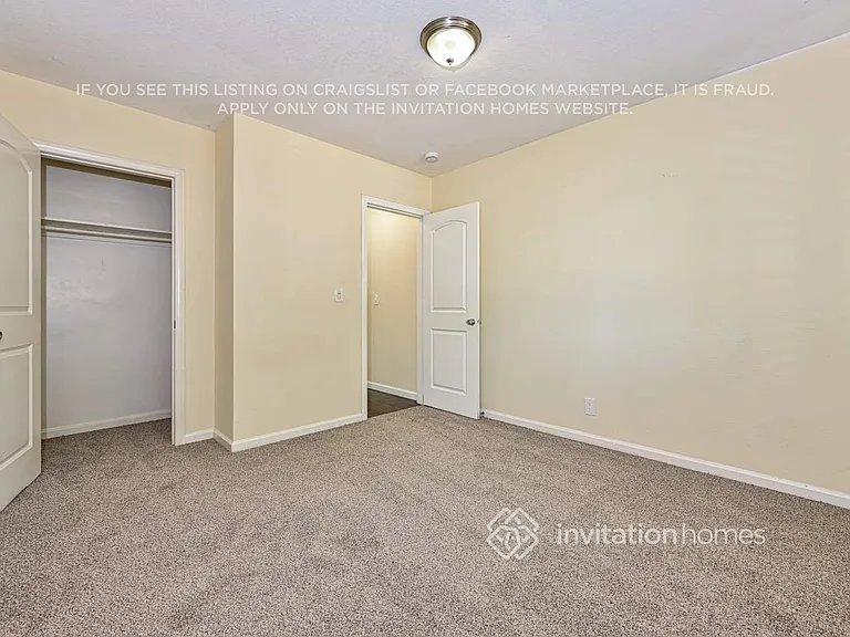 13946 Terra Bella St — Photo 15