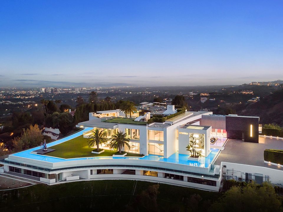 1st image of 8767 Valley Blvd #7