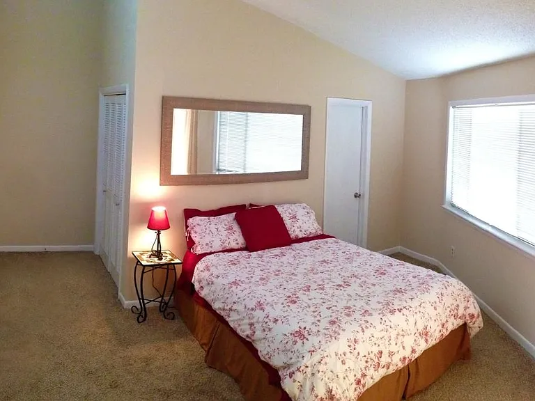1715 Clearview Dr — Photo 9