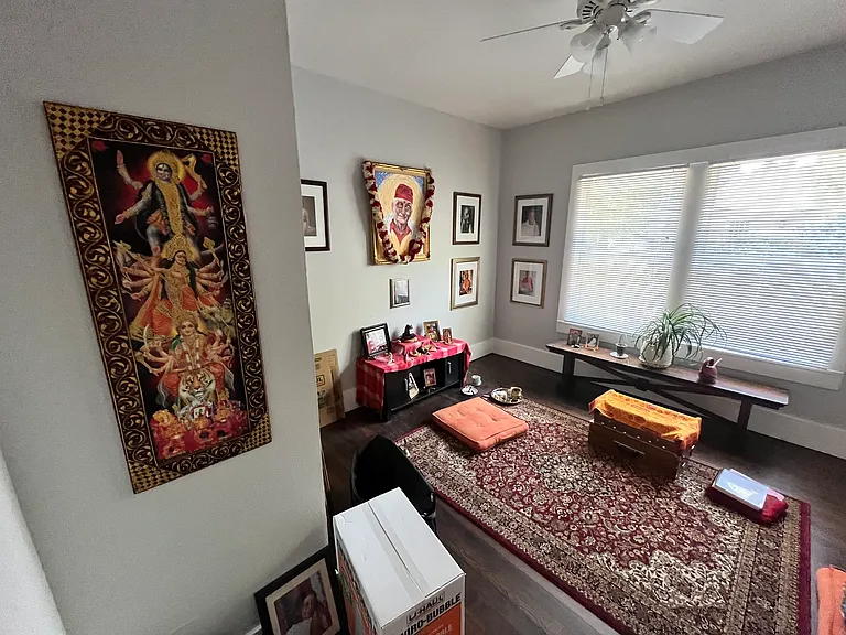 219 Bryan St — Photo 8