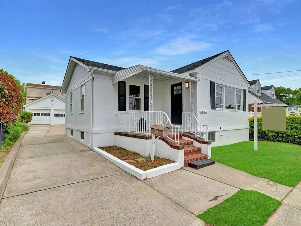 57 Catherine Ave