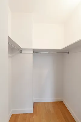 Rented by Real Broker NY LLC | media 22