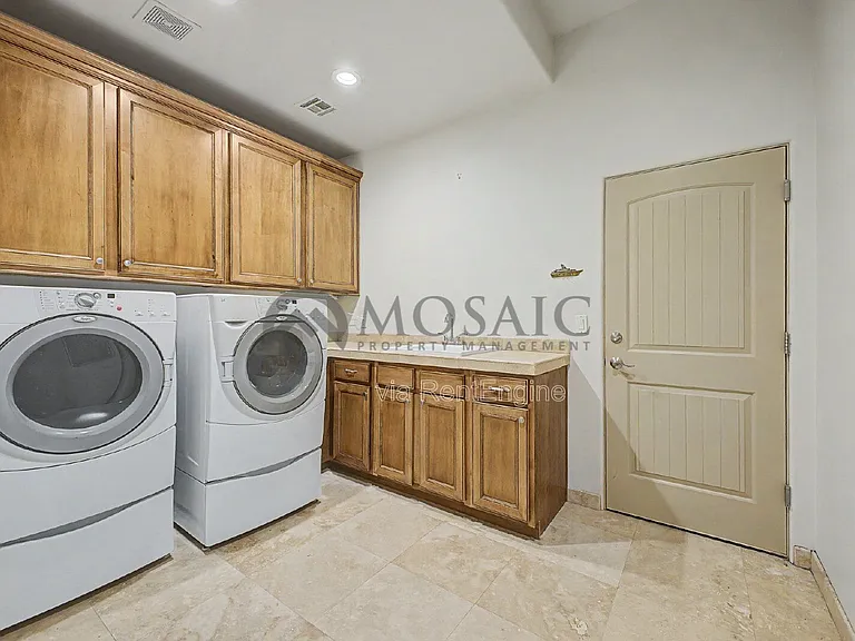 14006 E Mark Ln — Photo 34