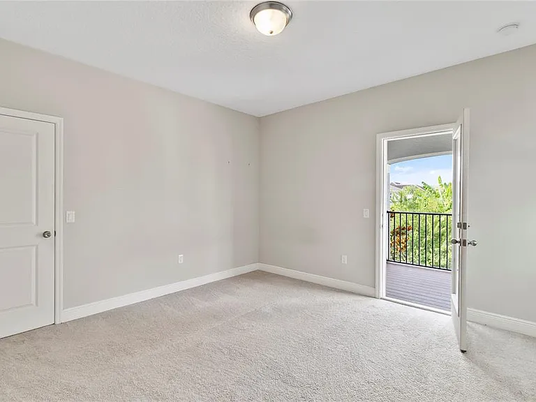 8764 Powder Ridge Trl — Photo 17
