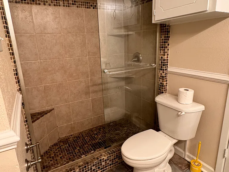 868 Chateau Valee Cir — Photo 8