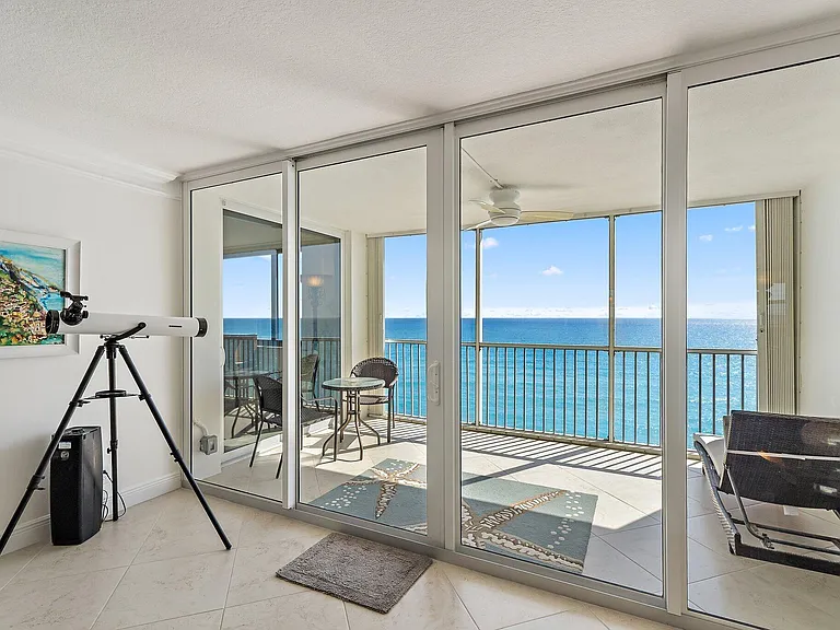 840 Ocean Dr #905 — Photo 14