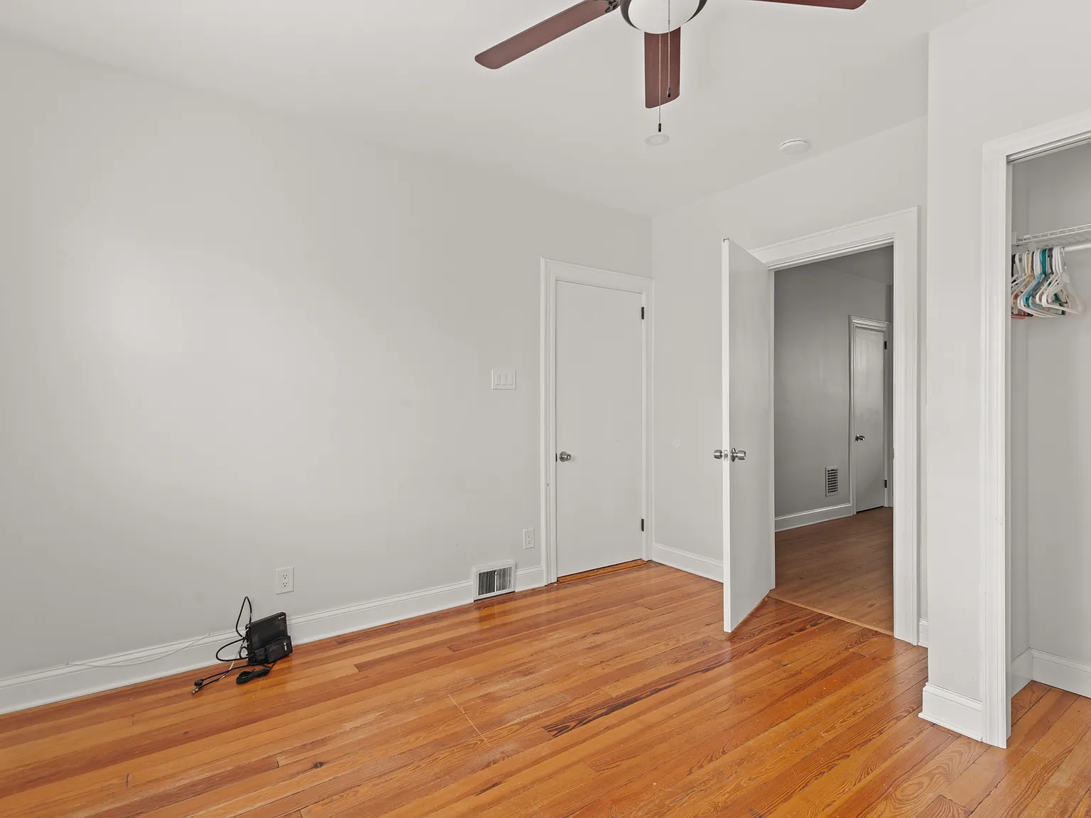 127 Terhune Ave - 1 — Photo 2