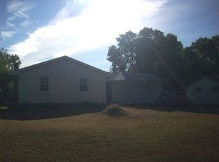 707 Baxter St N, Champlin, MN 55316