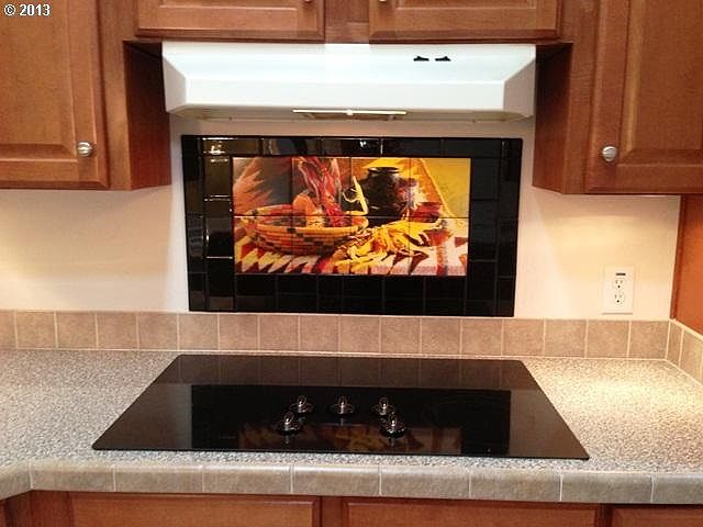 Custom Tile & Glass To