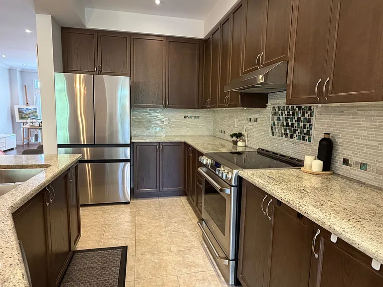 102 Lake Ave — Photo 9